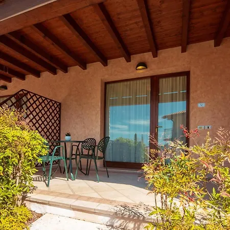 Domina Borgo Degli Ulivi - Garda 4*