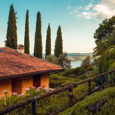 Domina Borgo Degli Ulivi - Garda Aparthotel Gardone Riviera