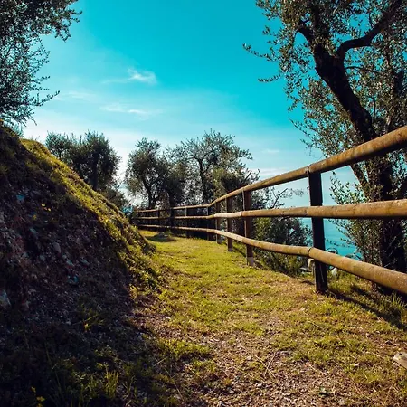 Domina Borgo Degli Ulivi - Garda Aparthotel 4*