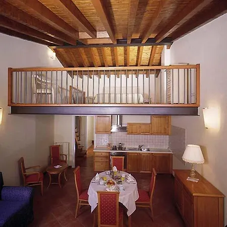 Domina Borgo Degli Ulivi - Garda شقة فندقية 4*
